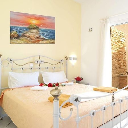 Pelagos Hotel - Apartments Chora  Ngoại thất bức ảnh