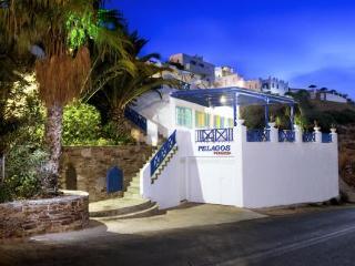 Pelagos Hotel - Apartments Chora  Ngoại thất bức ảnh